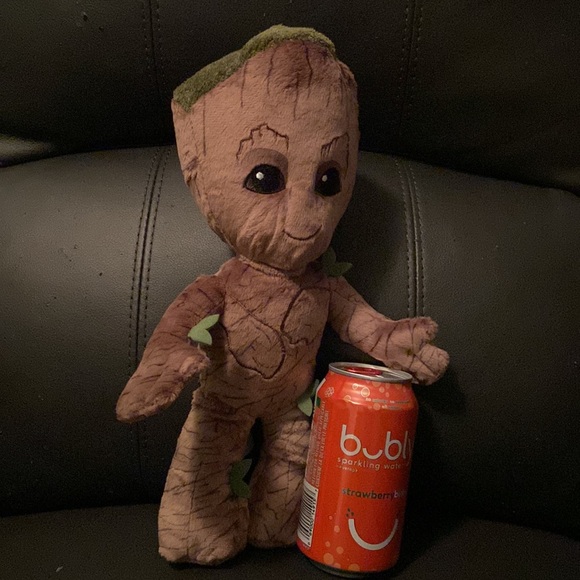 **Rare** Adorable young Groot from Marvel Guardians of the Galaxy - Picture 16 of 16